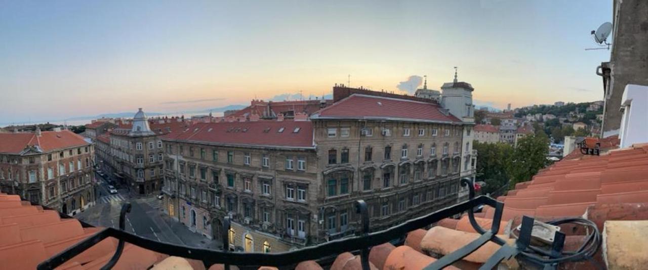 Condo In Town Centre Rijeka Extérieur photo