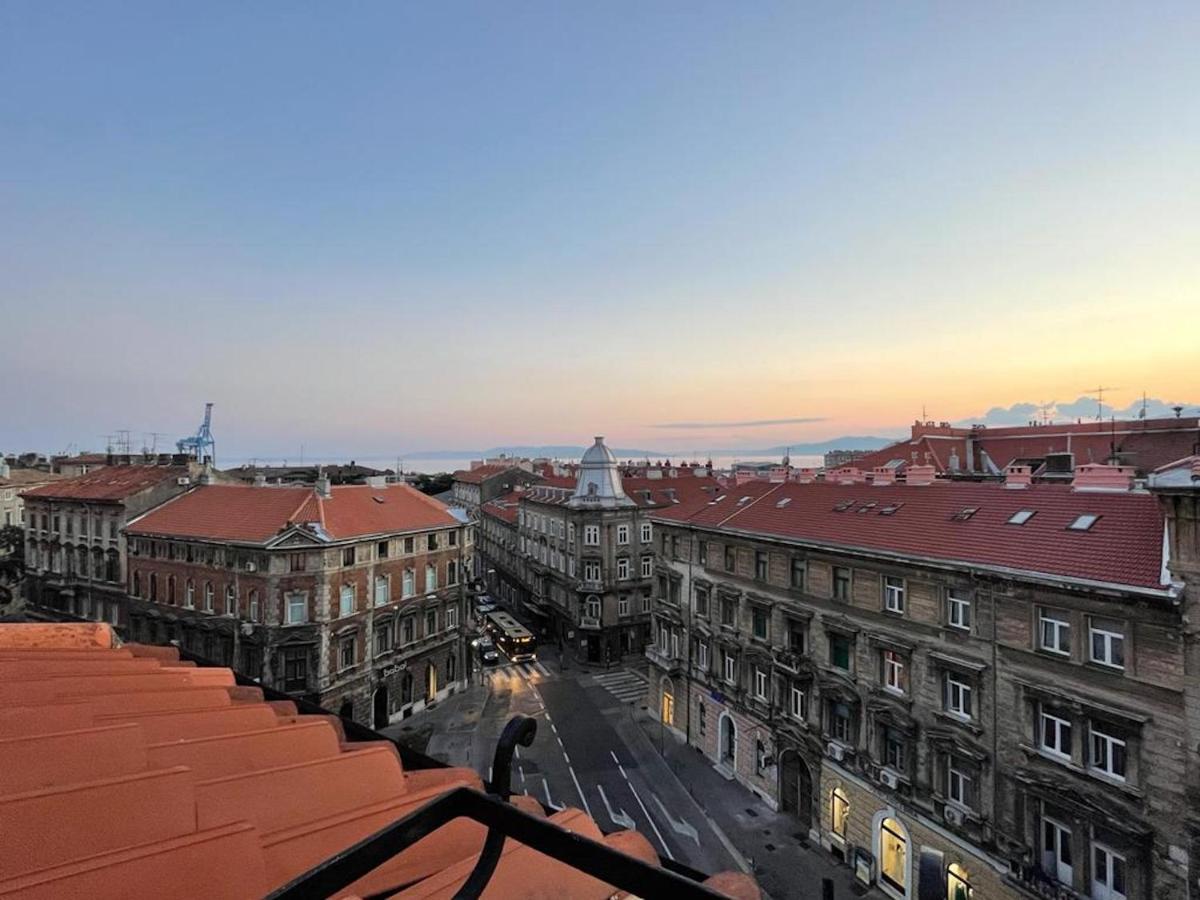 Condo In Town Centre Rijeka Extérieur photo