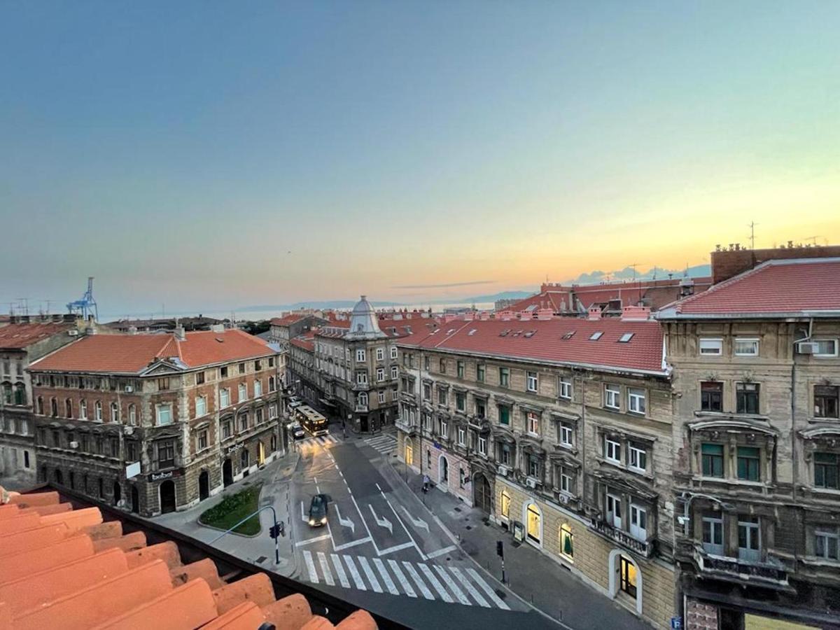 Condo In Town Centre Rijeka Extérieur photo