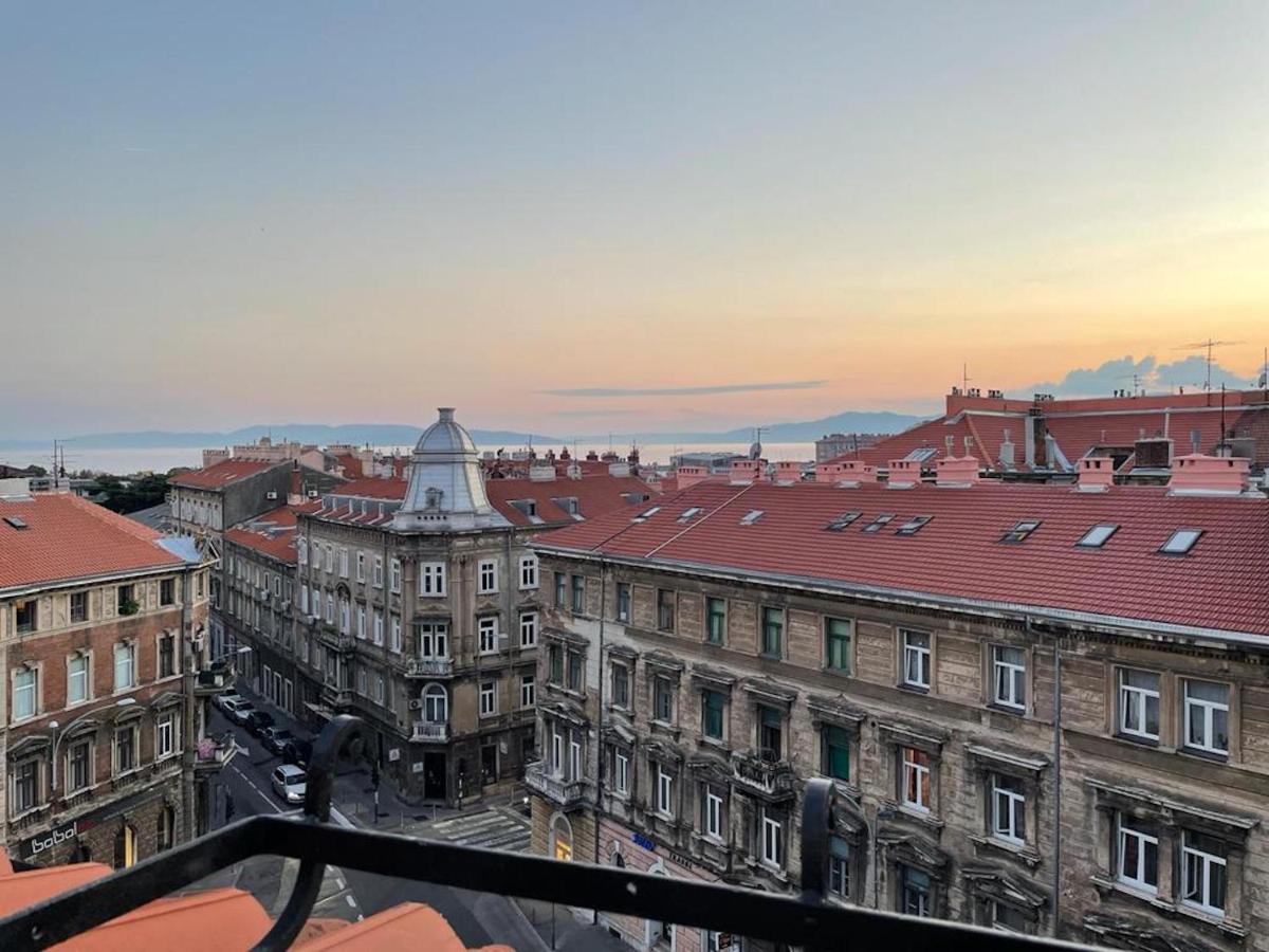 Condo In Town Centre Rijeka Extérieur photo
